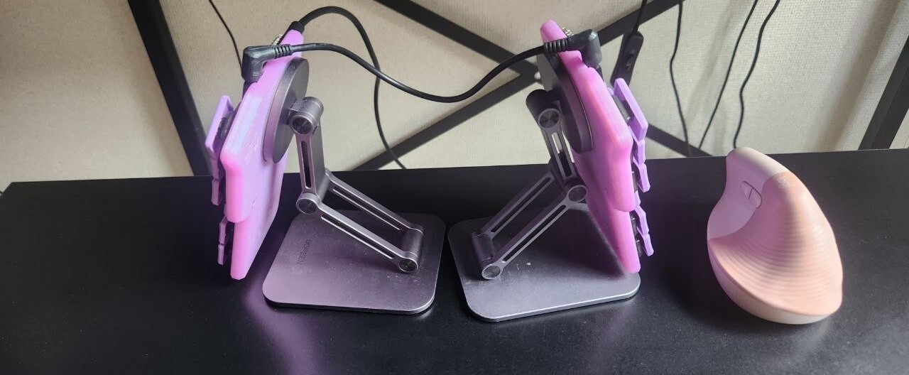 Both halves of the split keyboard, side by side